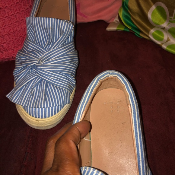 a•new•day Super Sailor Chic Striped&Ruffled Shoes - Picture 7 of 16